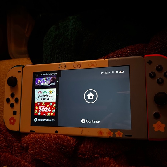 Nintendo Switch (Regularar Model) - Picture 5 of 5